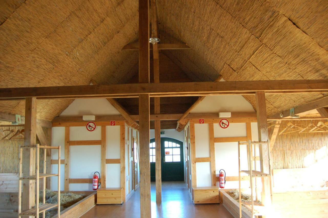 Heu-Ferienhof Altkamp Putbus Exterior foto